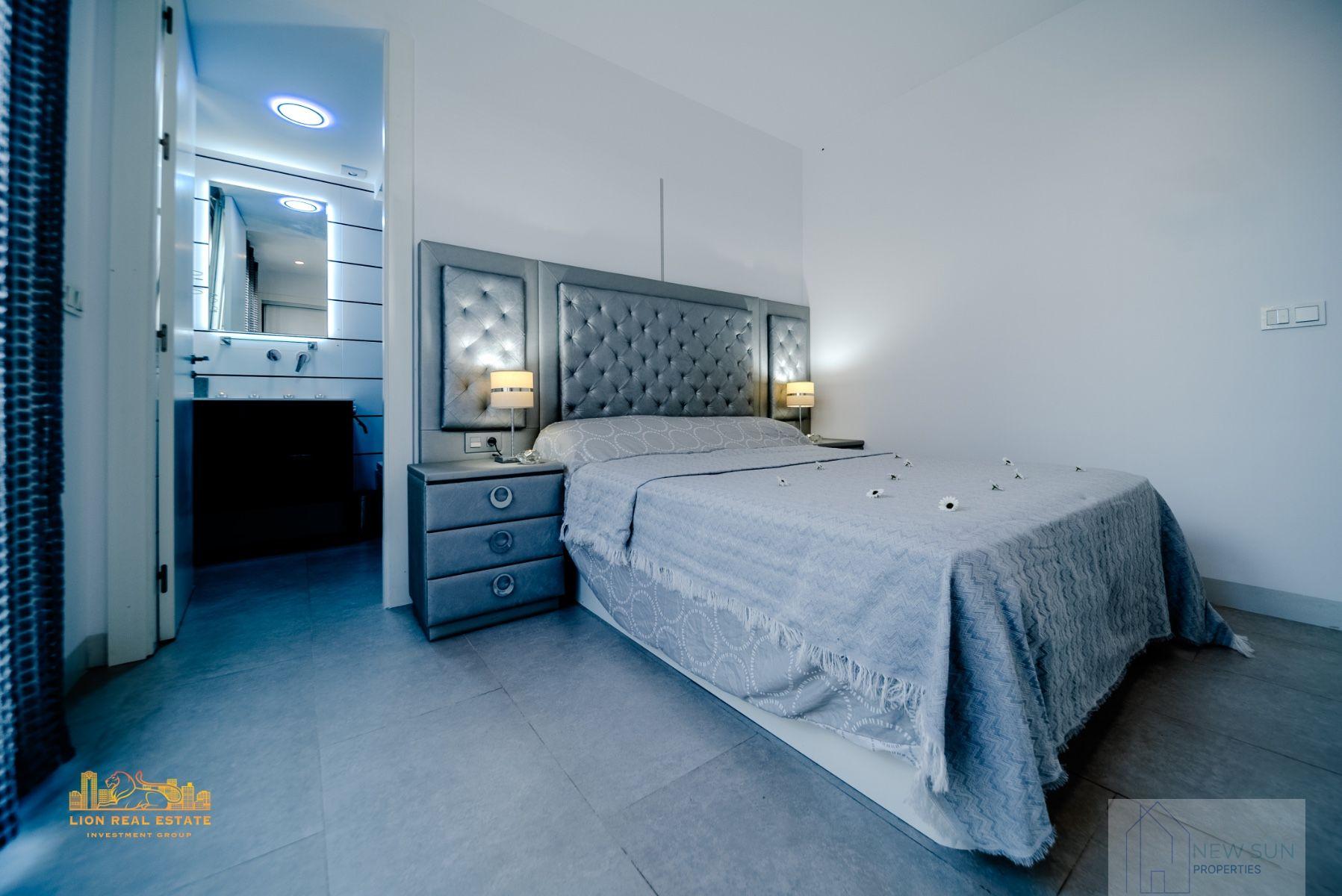 Venta de villa en Orihuela Costa