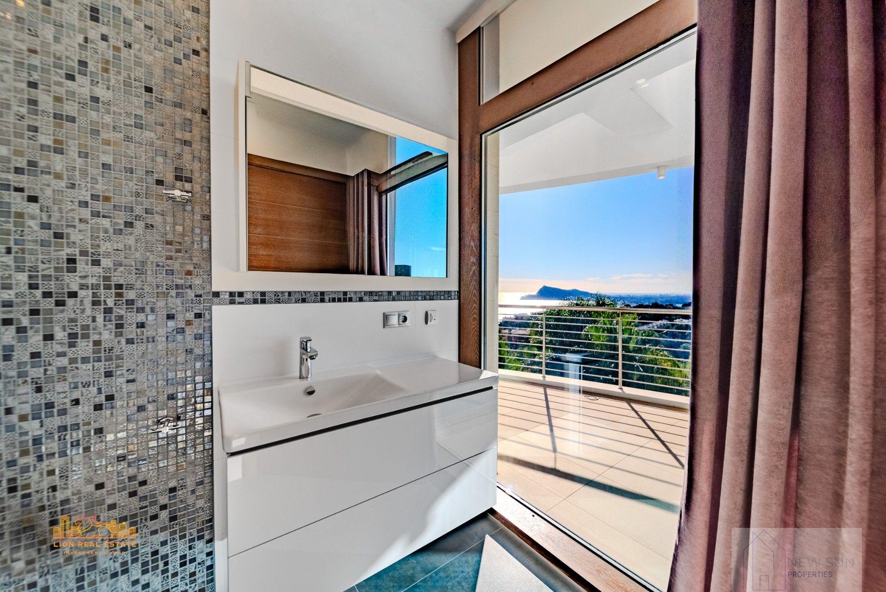 For sale of villa in Altea