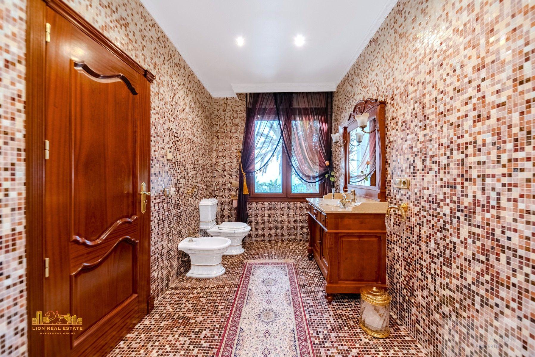 For sale of villa in Altea