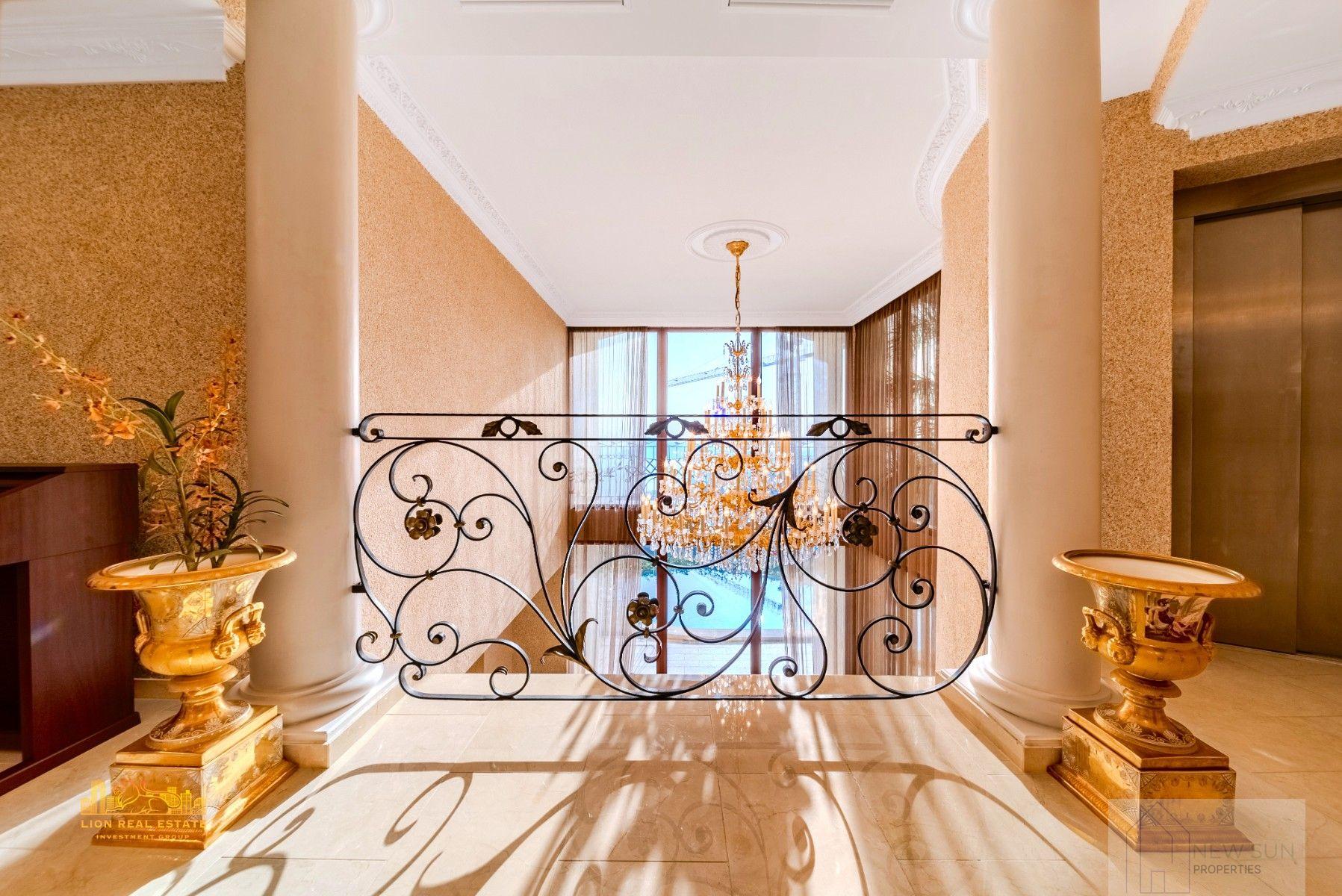 For sale of villa in Altea