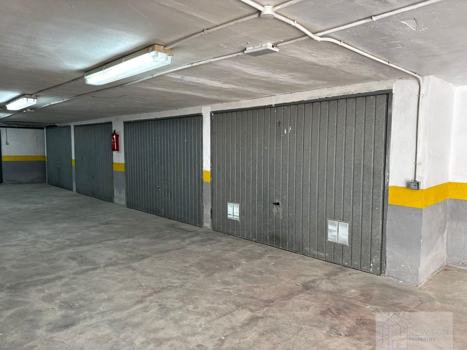 For sale of garage in Torrevieja