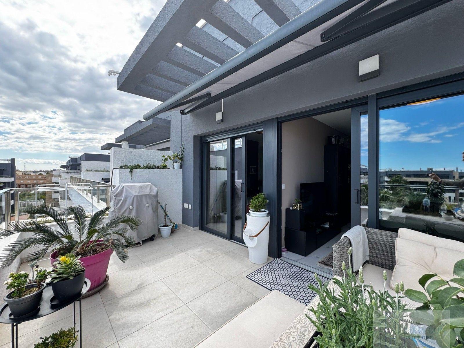 Venta de villa en Orihuela Costa