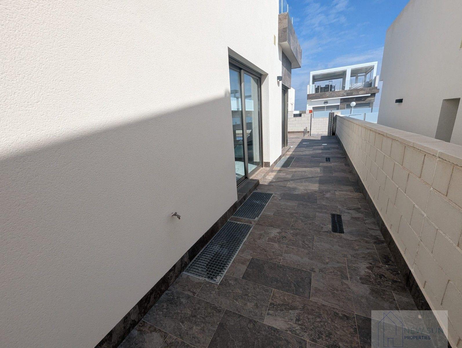 Venta de villa en Orihuela Costa