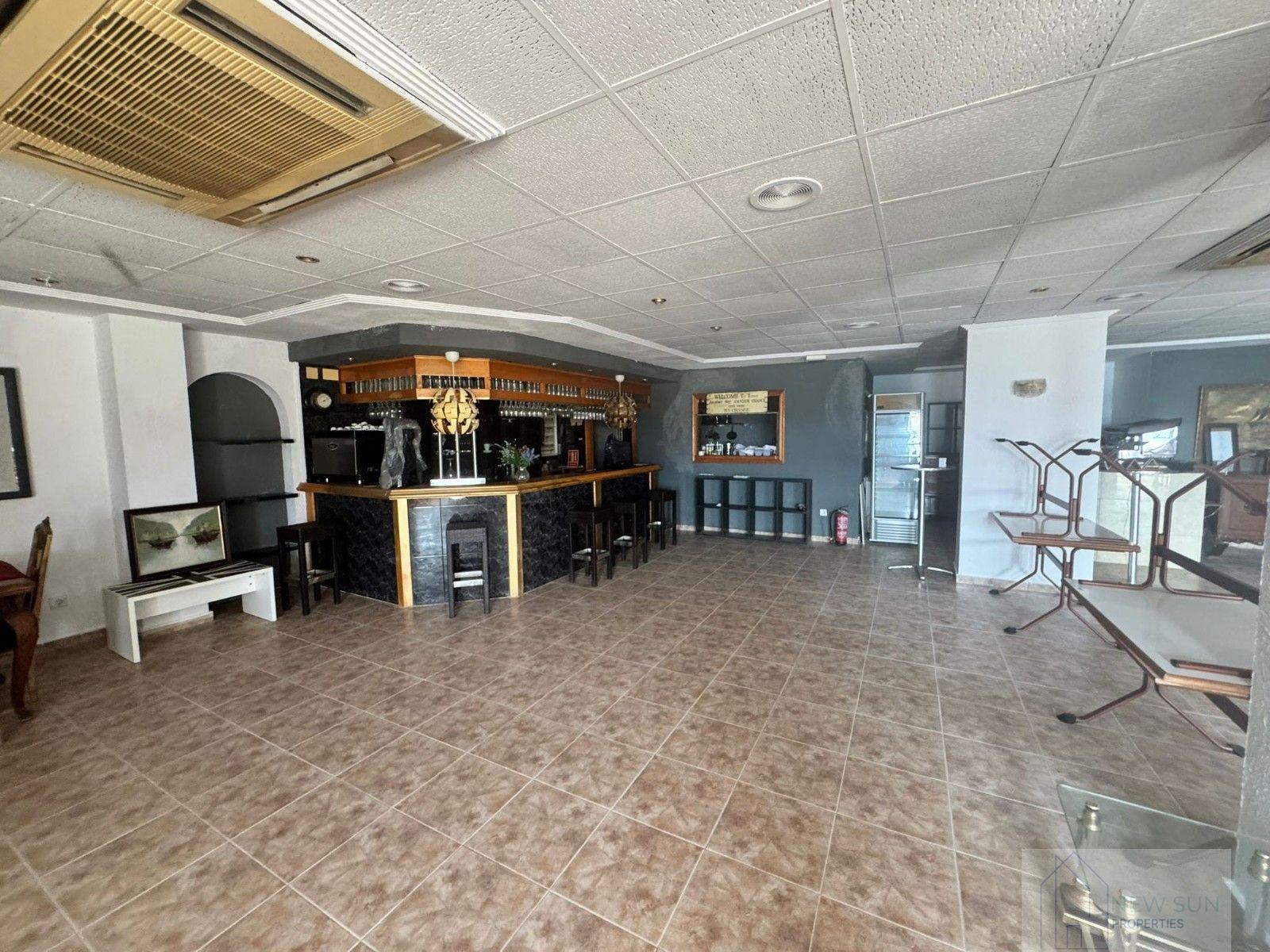 Venta de local en Torrevieja