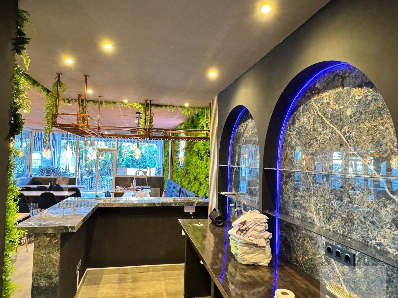 For sale of premises in Orihuela Costa