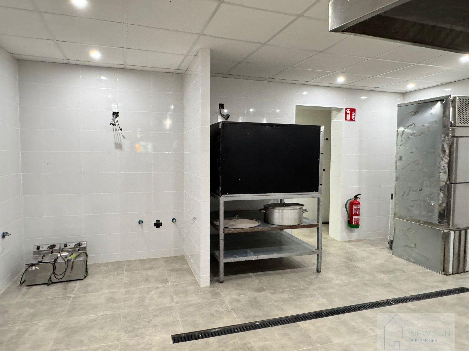 For sale of premises in Orihuela Costa