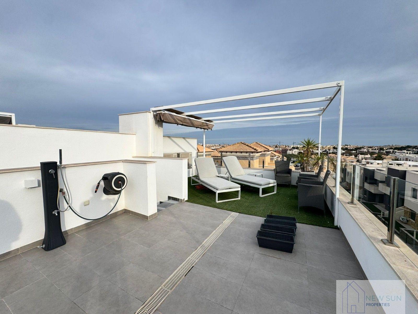 Venta de chalet en Orihuela Costa