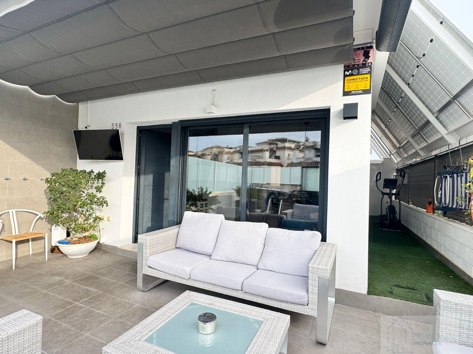 Venta de chalet en Orihuela Costa