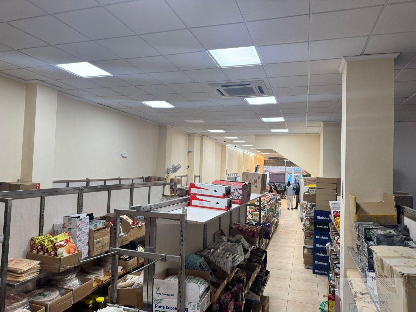 Venta de local en Torrevieja