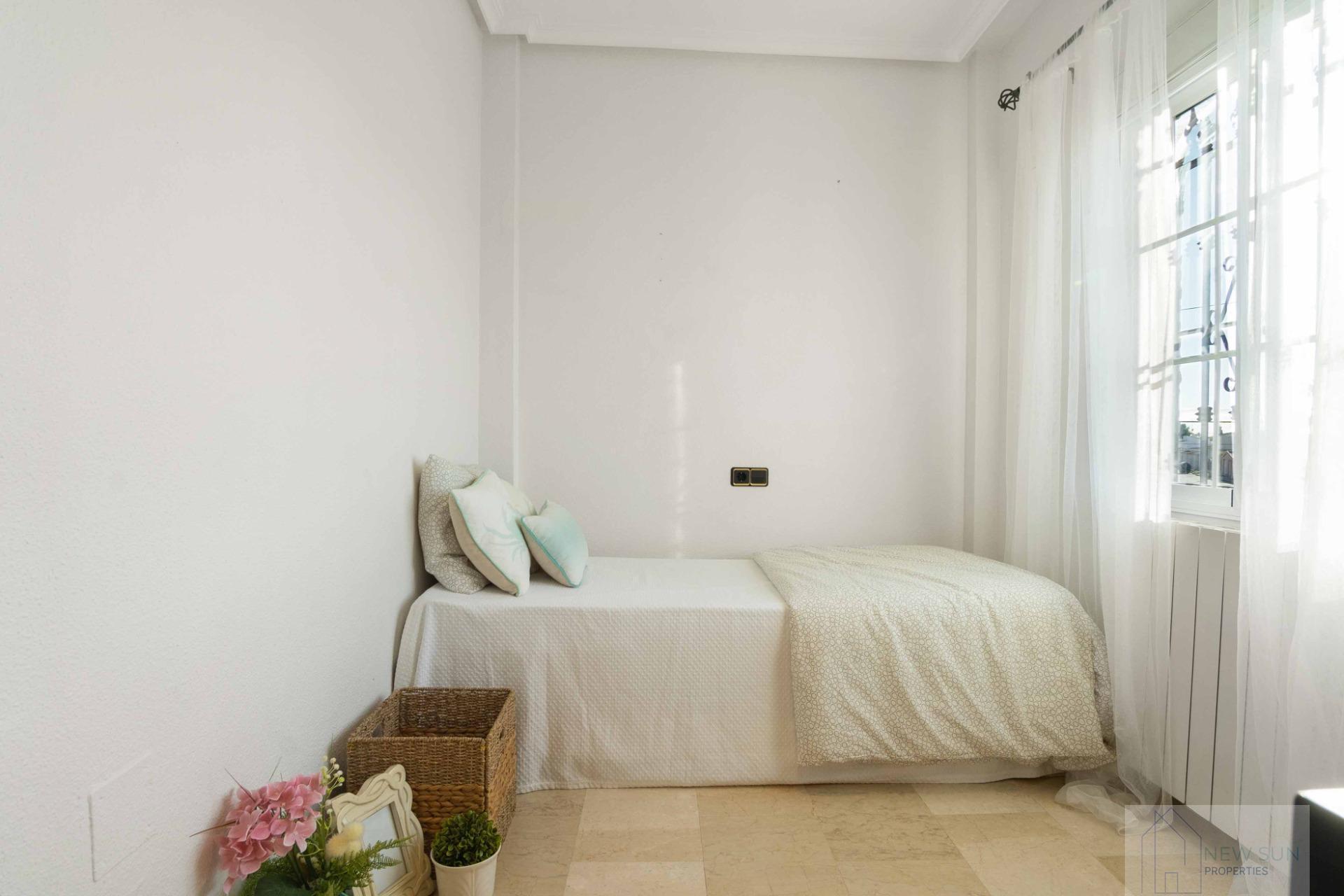 Venta de villa en Orihuela Costa