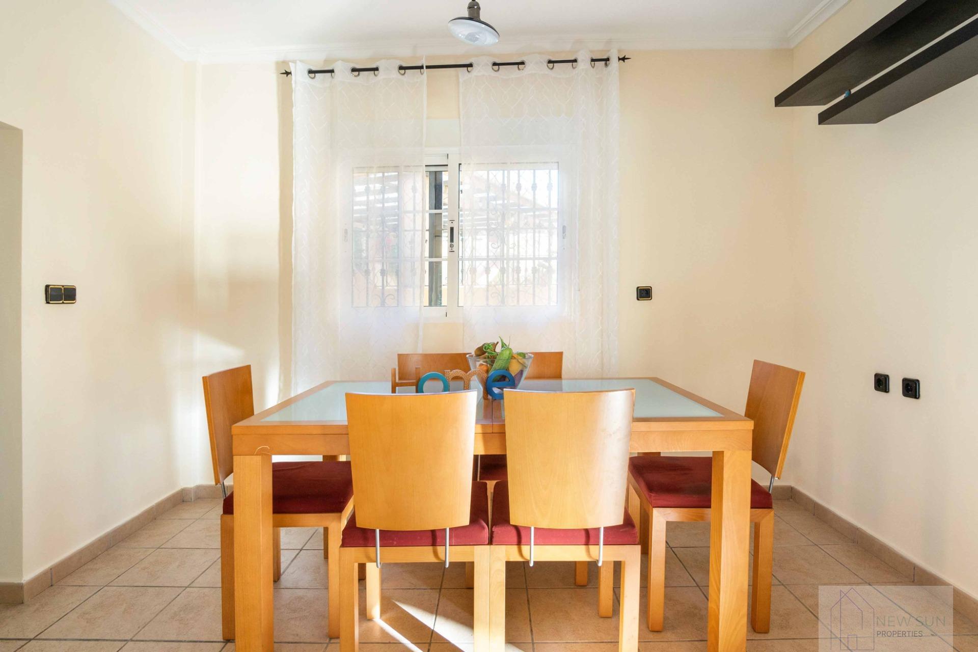 Venta de villa en Orihuela Costa