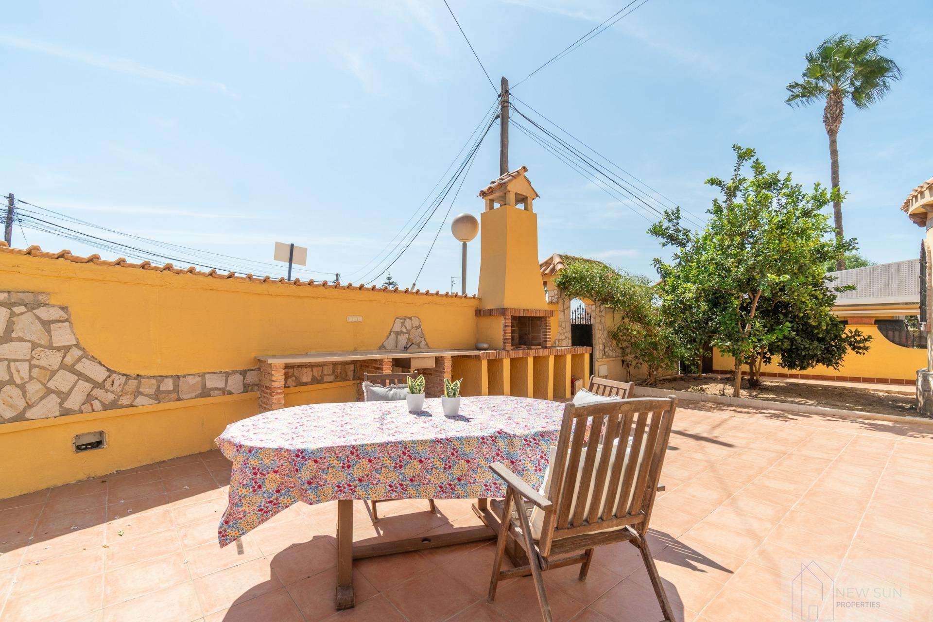 Venta de villa en Orihuela Costa