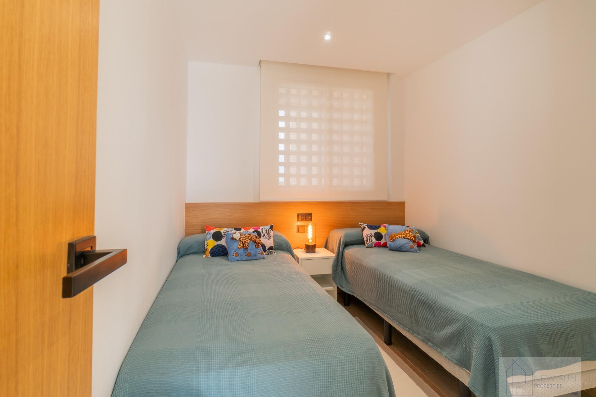 For sale of apartment in Guardamar del Segura