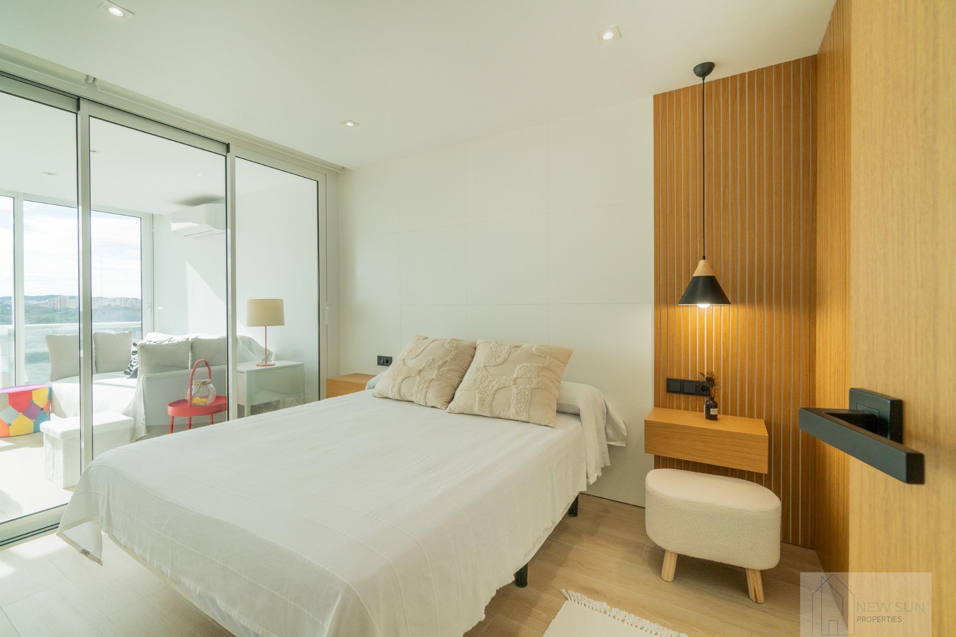 For sale of apartment in Guardamar del Segura