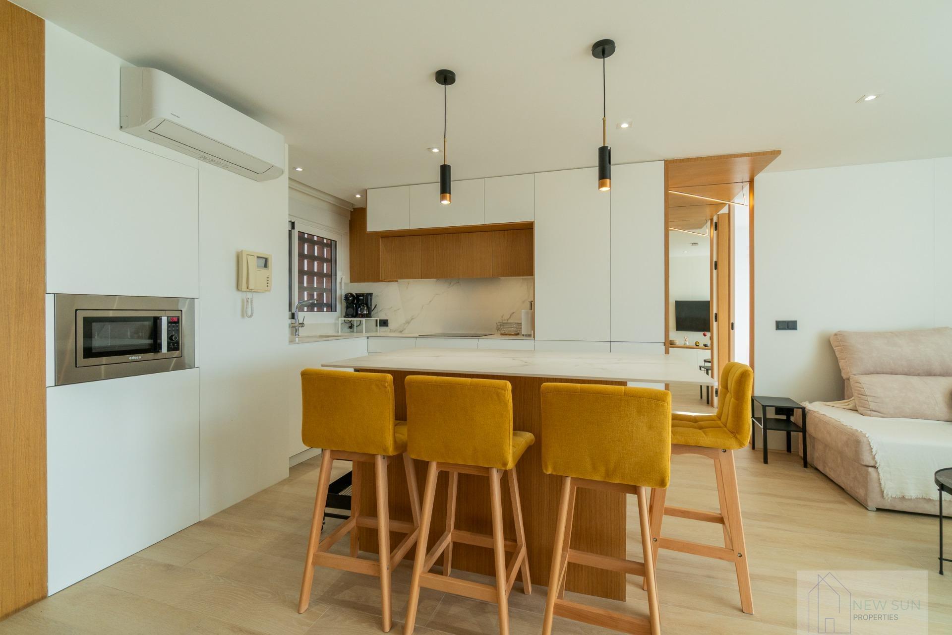 For sale of apartment in Guardamar del Segura