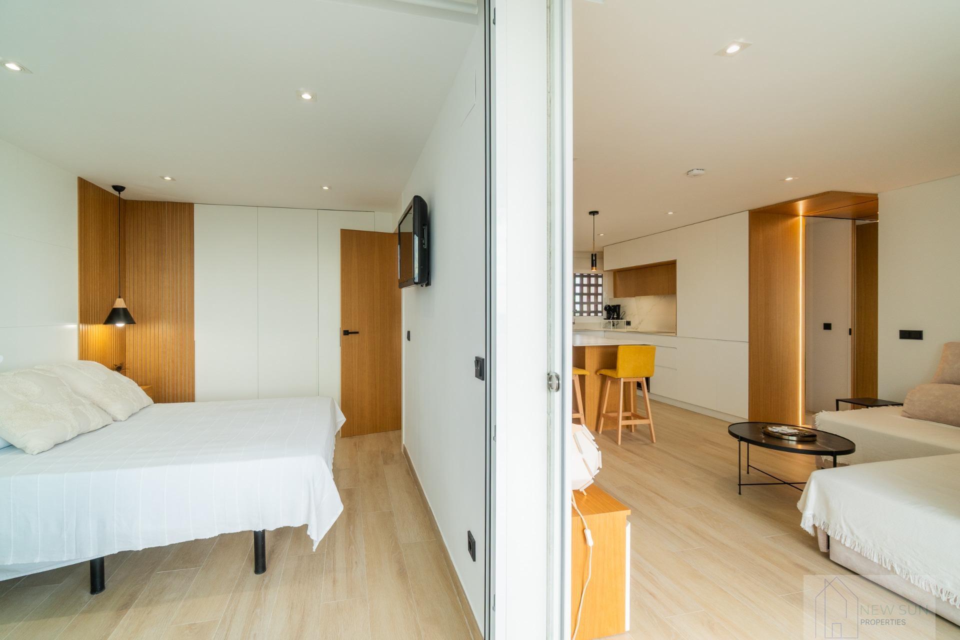 For sale of apartment in Guardamar del Segura