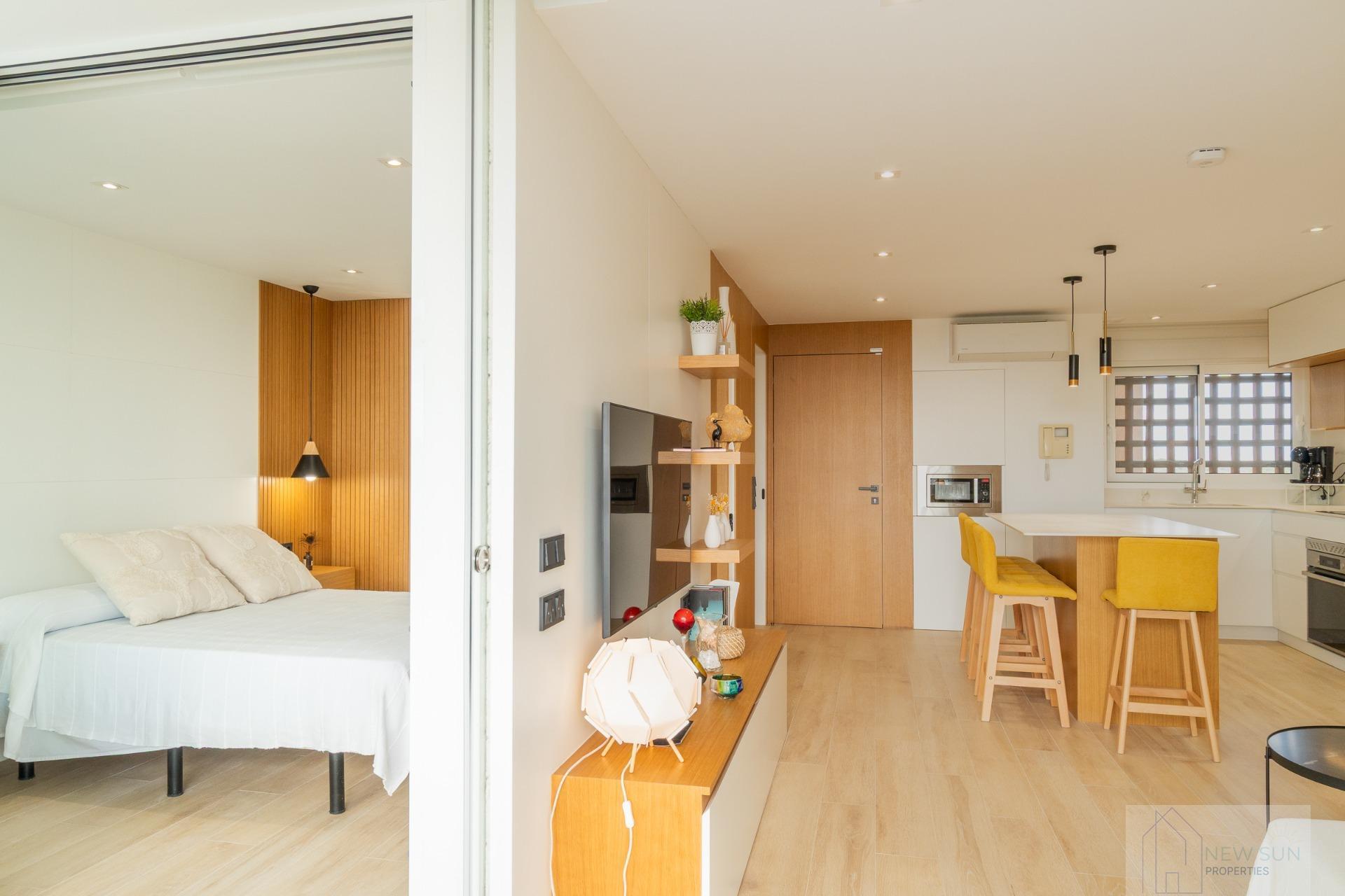 For sale of apartment in Guardamar del Segura