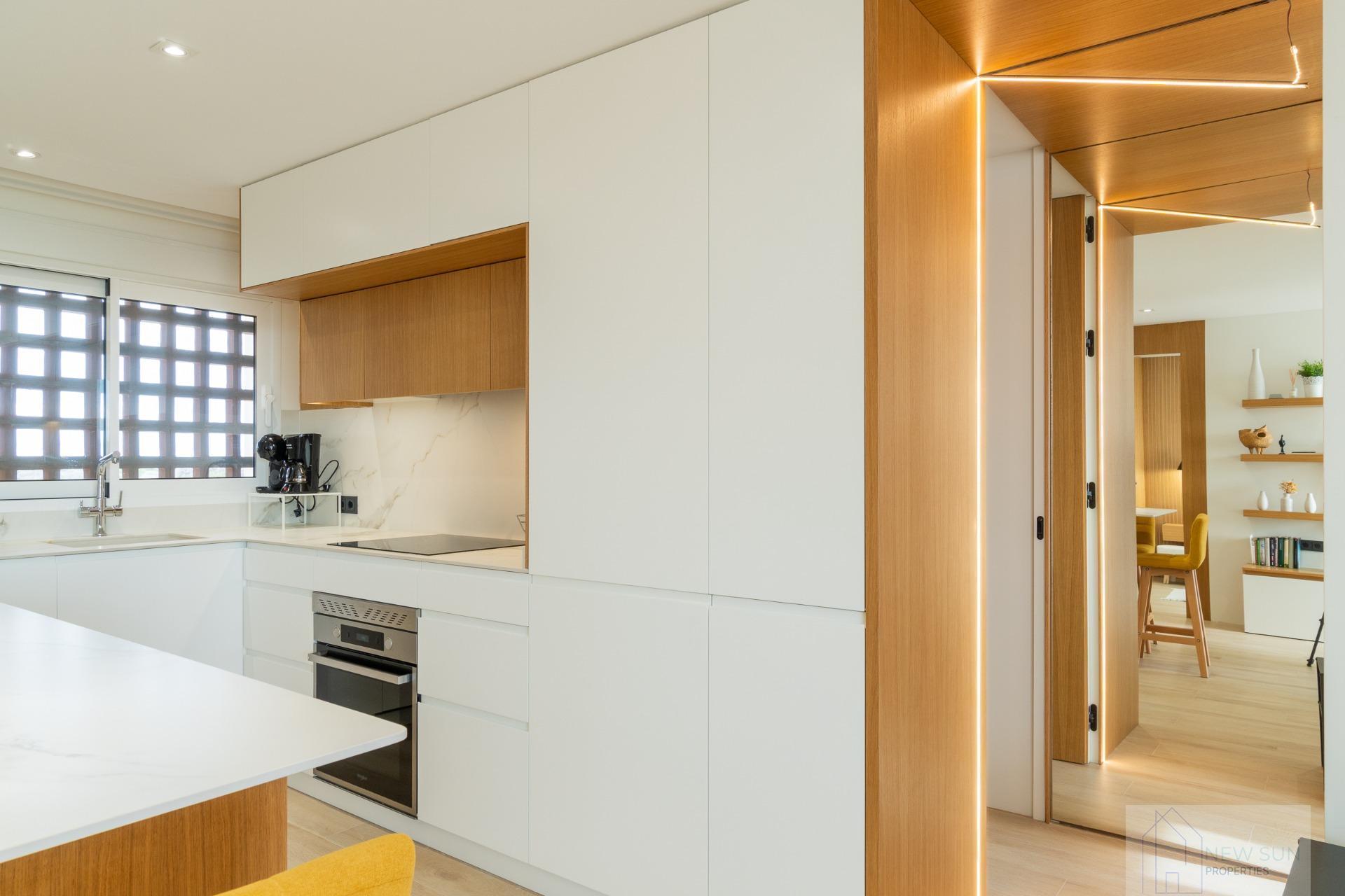 For sale of apartment in Guardamar del Segura