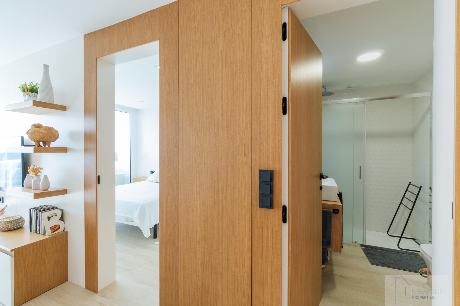 For sale of apartment in Guardamar del Segura