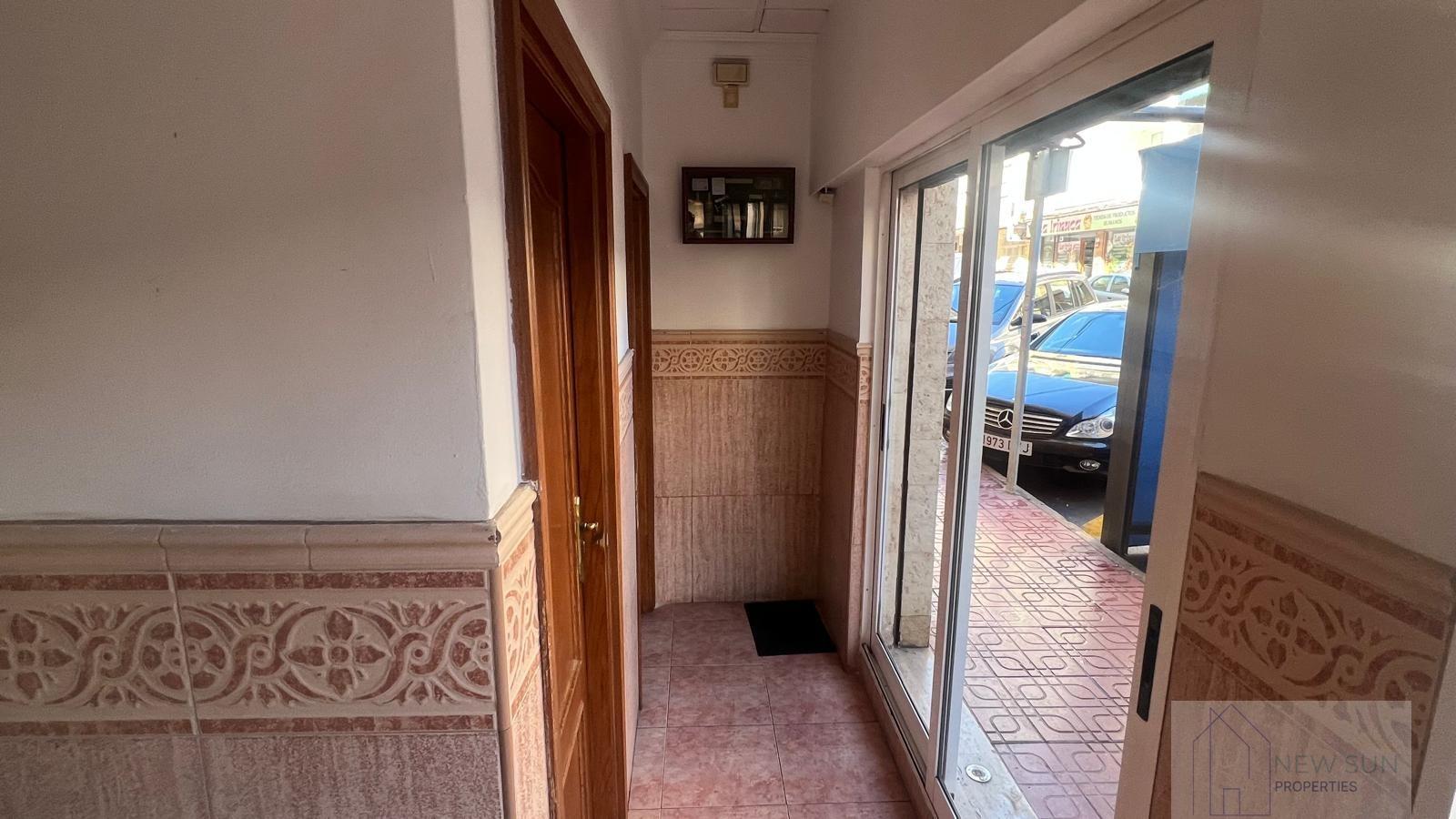 For sale of premises in Torrevieja