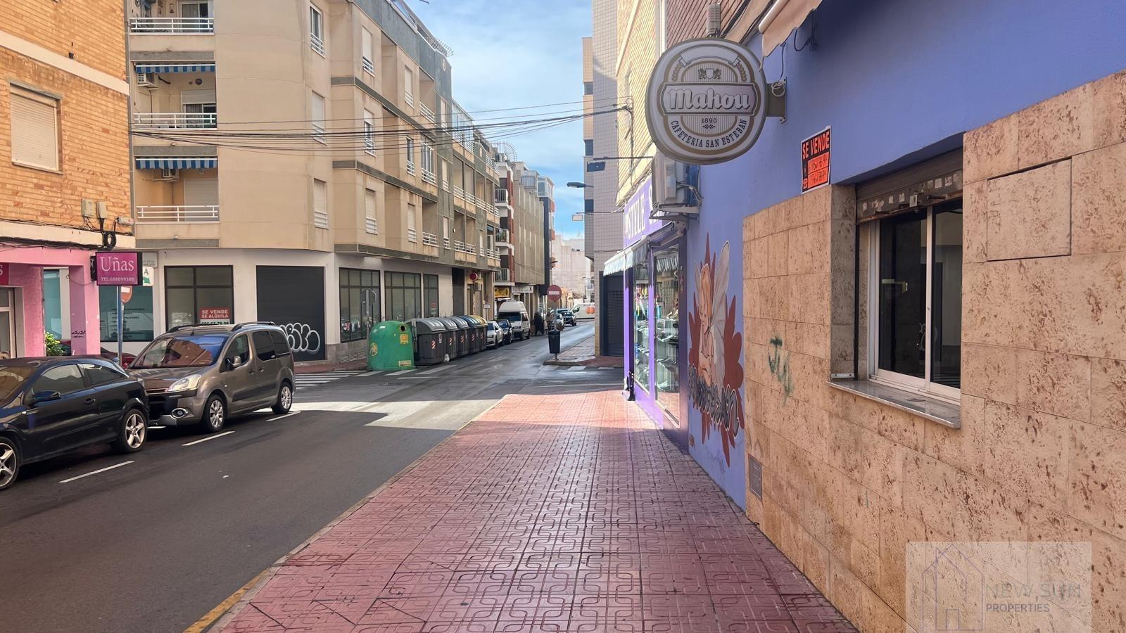 For sale of premises in Torrevieja