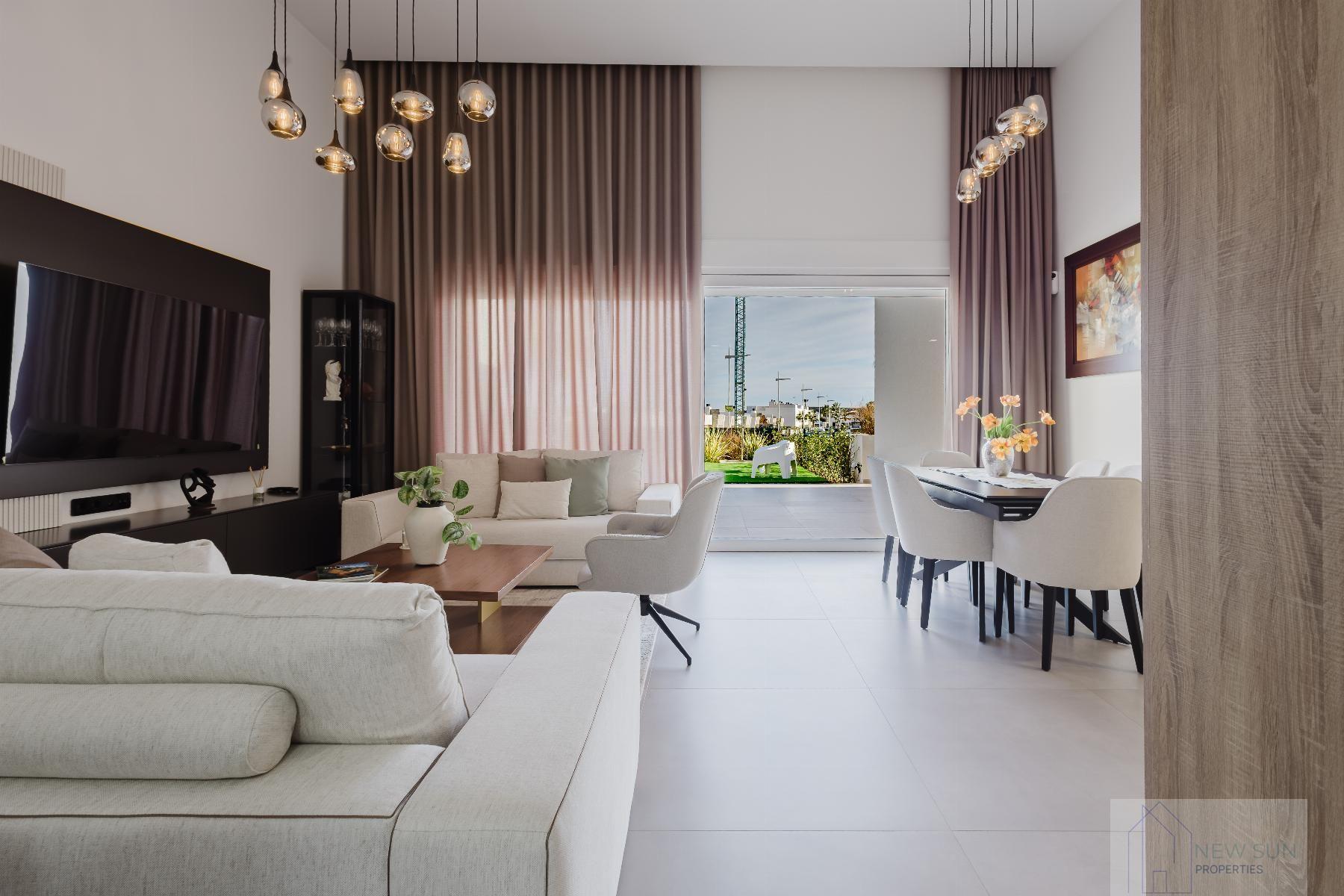 For sale of villa in Algorfa