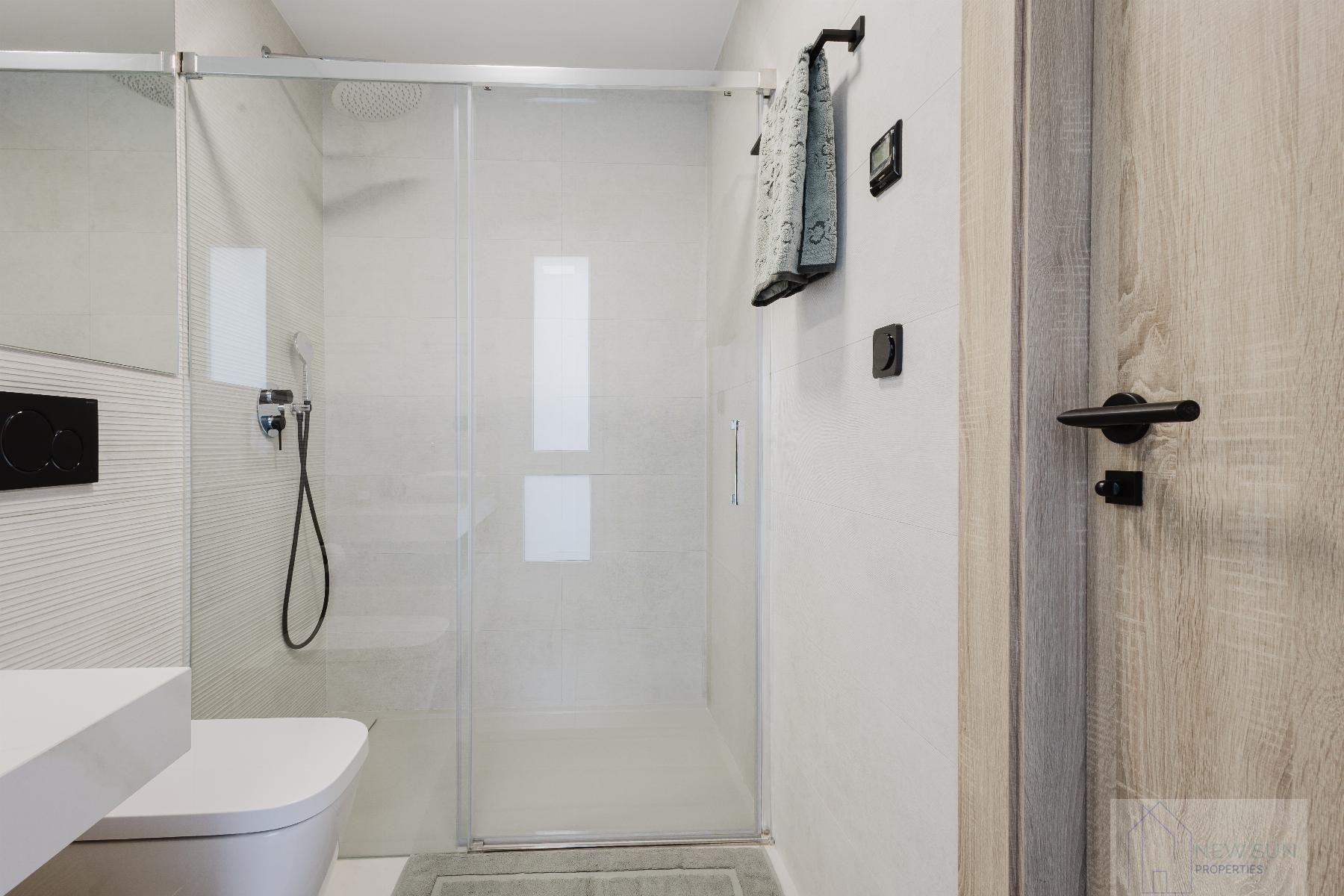 For sale of villa in Algorfa