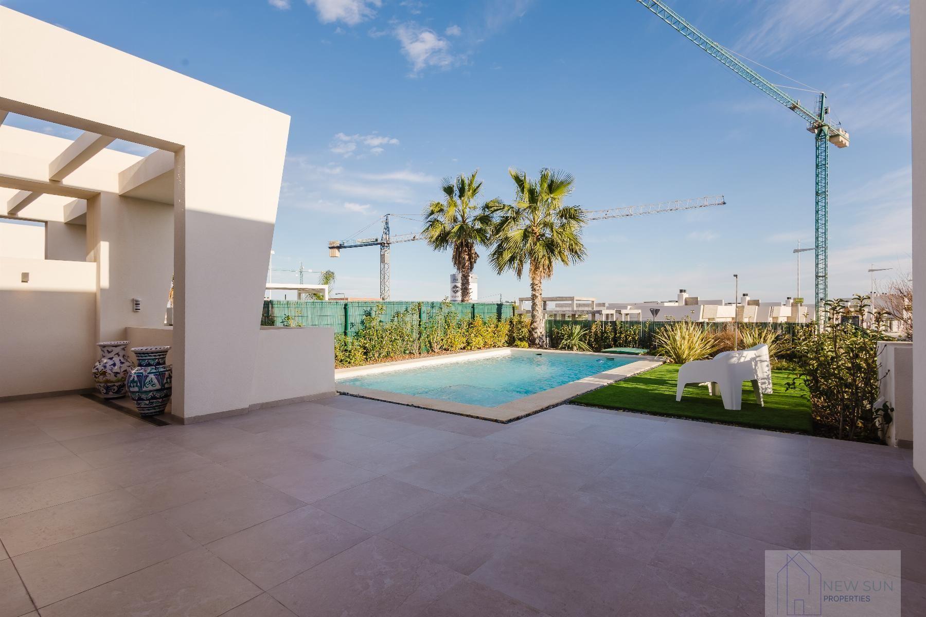 For sale of villa in Algorfa