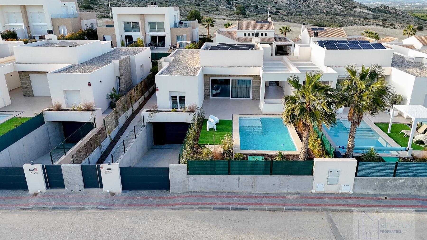 For sale of villa in Algorfa