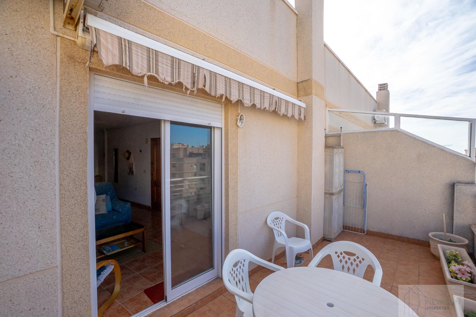 For sale of penthouse in Torrevieja