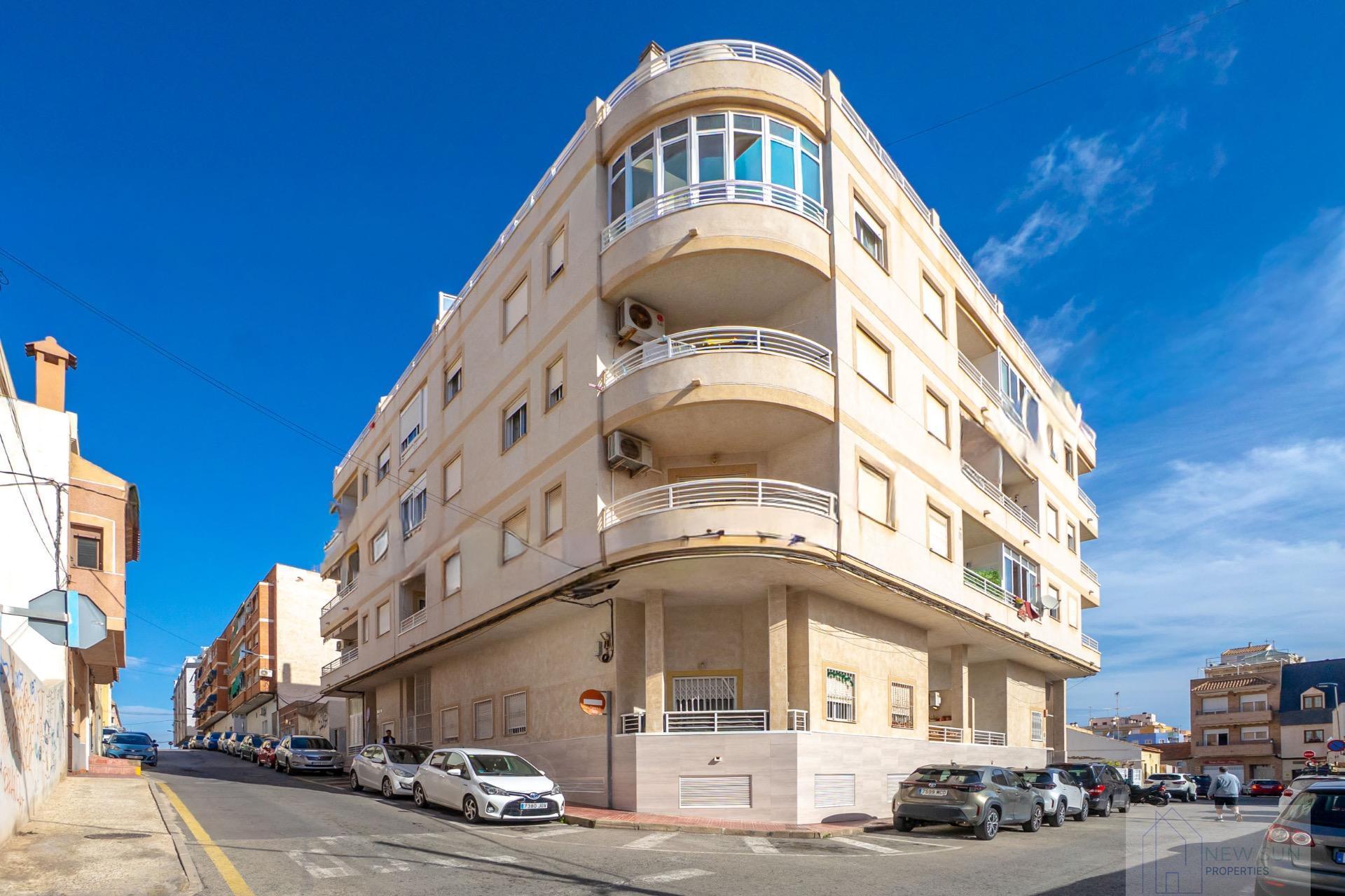 For sale of penthouse in Torrevieja