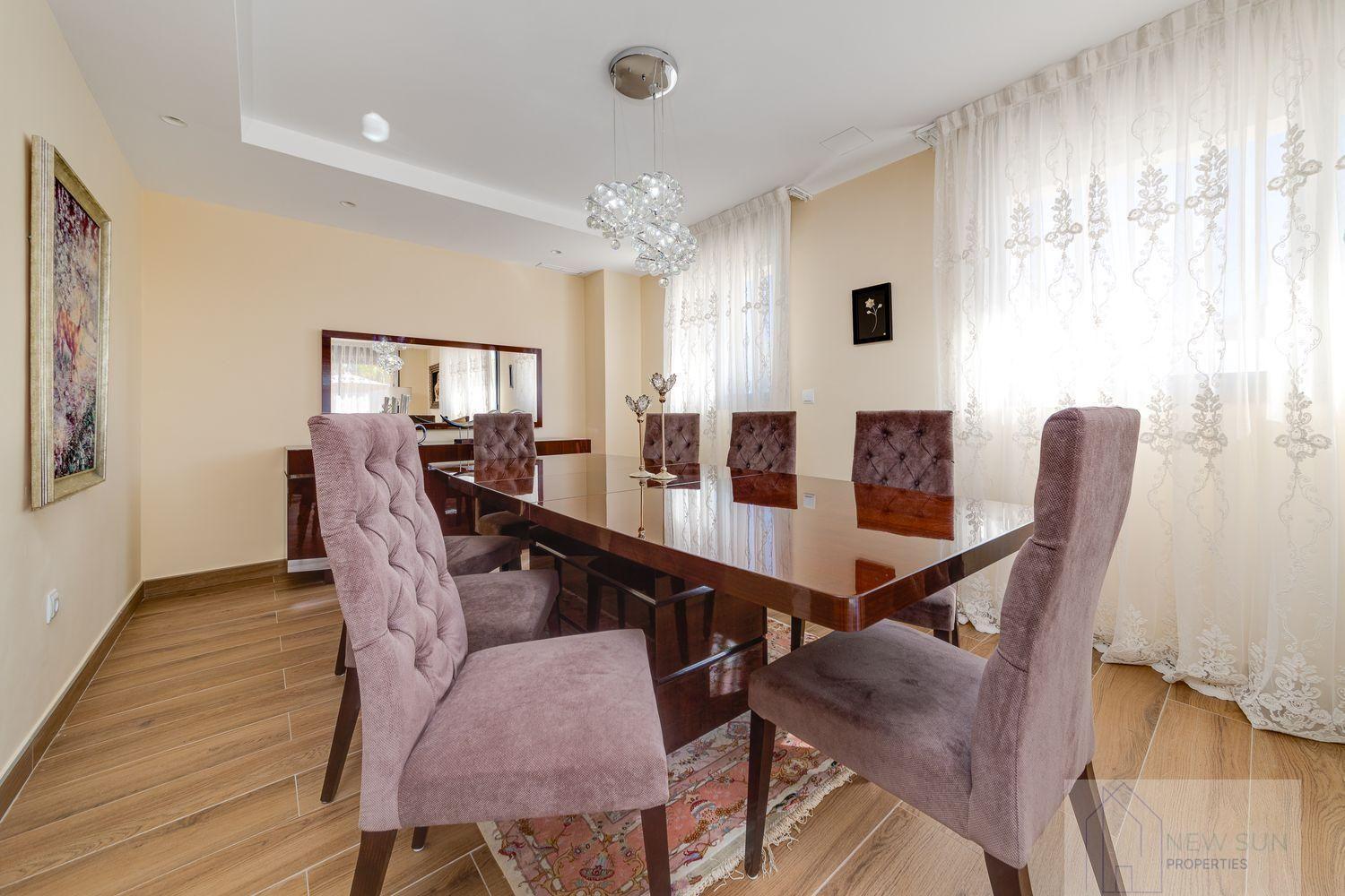 For sale of villa in Torrevieja