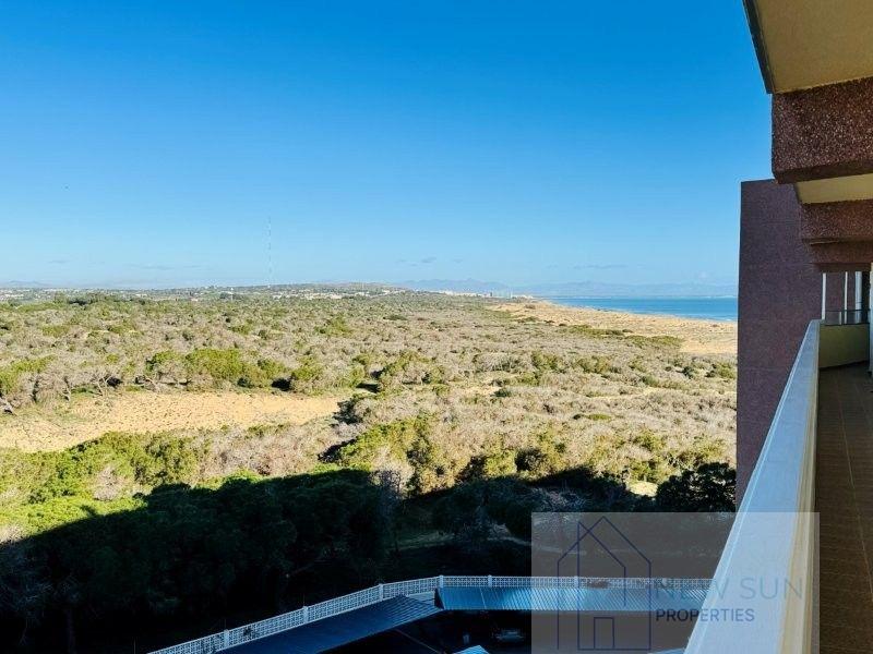 For sale of penthouse in Guardamar del Segura