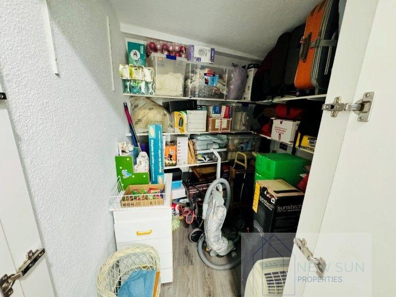 For sale of penthouse in Guardamar del Segura