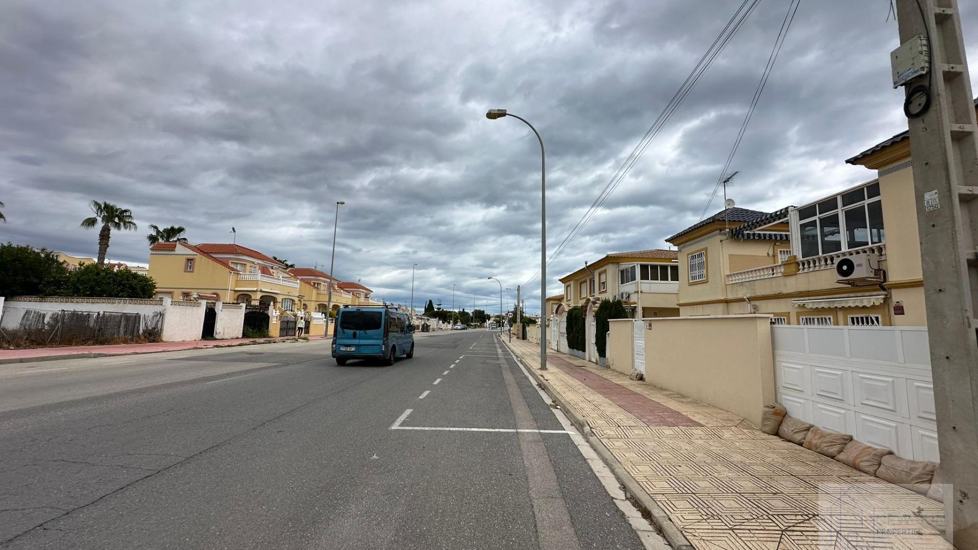 For sale of bungalow in Orihuela Costa