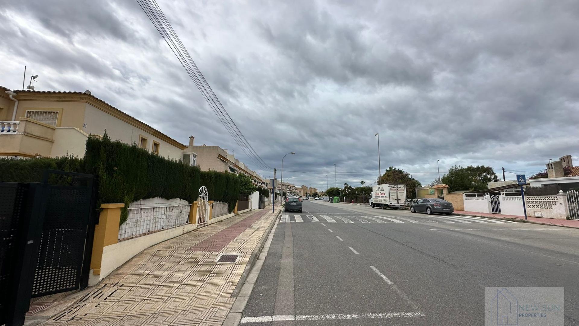 For sale of bungalow in Orihuela Costa