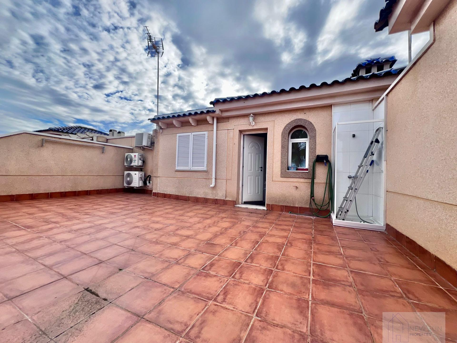 For sale of bungalow in Pilar de la Horadada