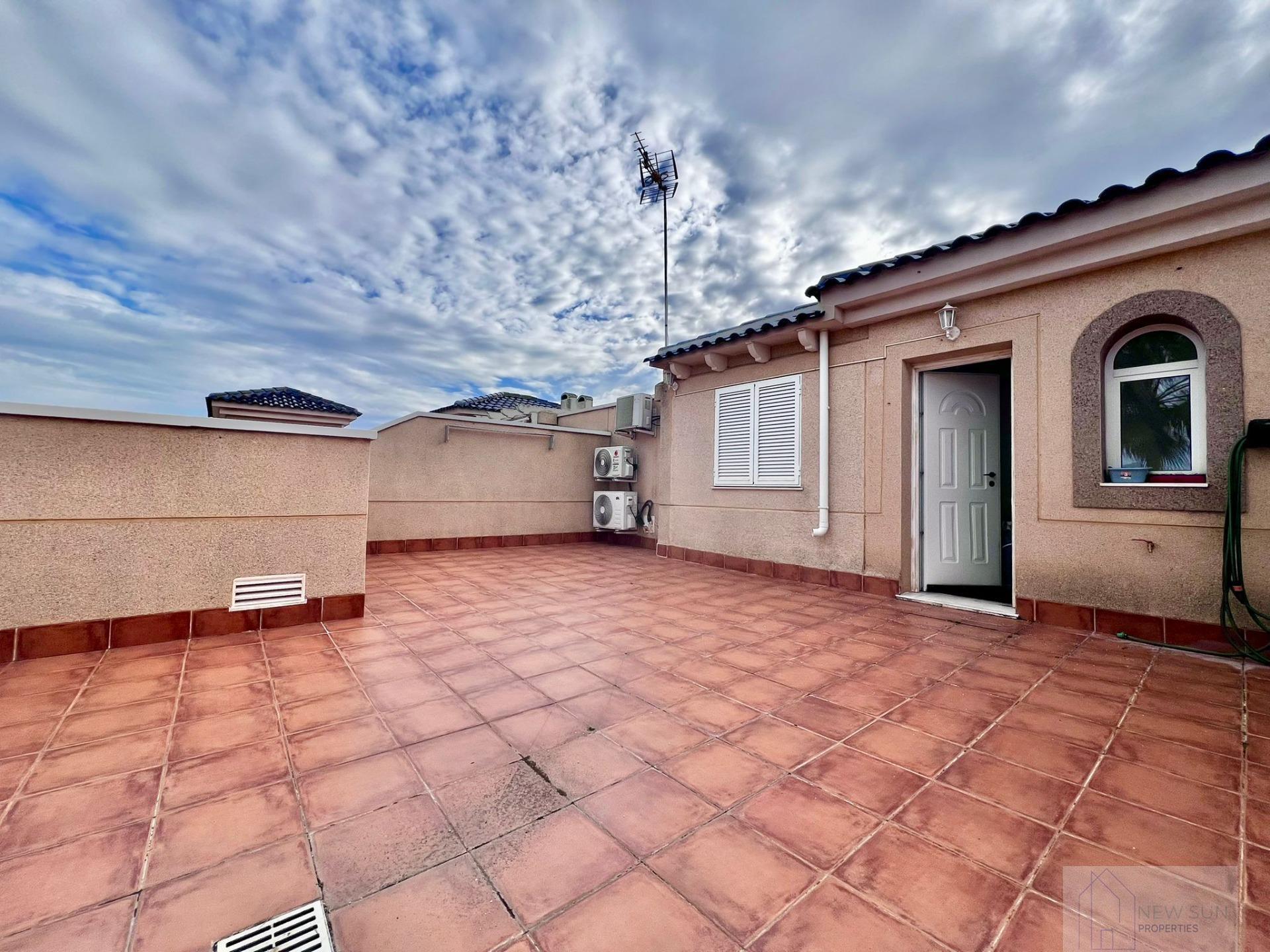 For sale of bungalow in Pilar de la Horadada