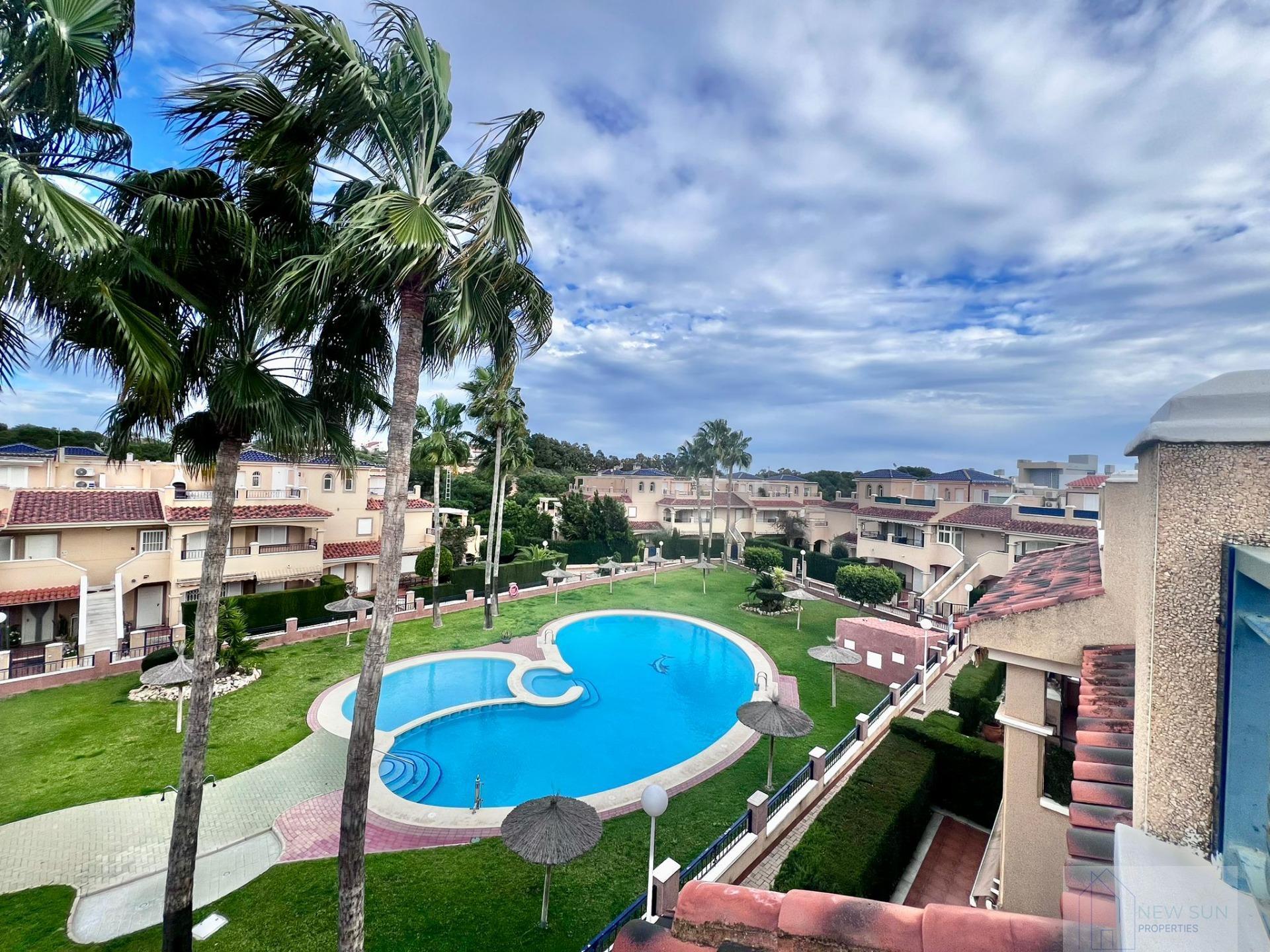 For sale of bungalow in Pilar de la Horadada