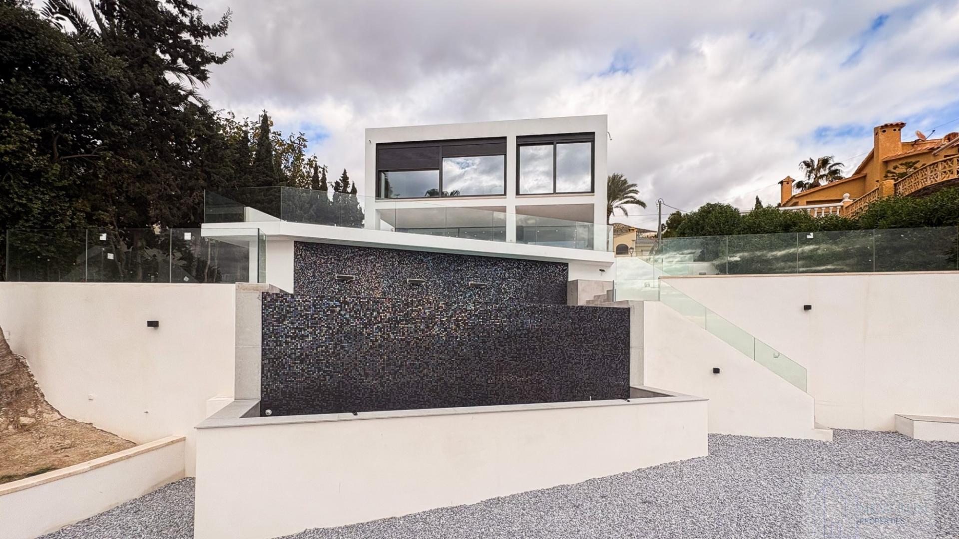 For sale of villa in El Campello