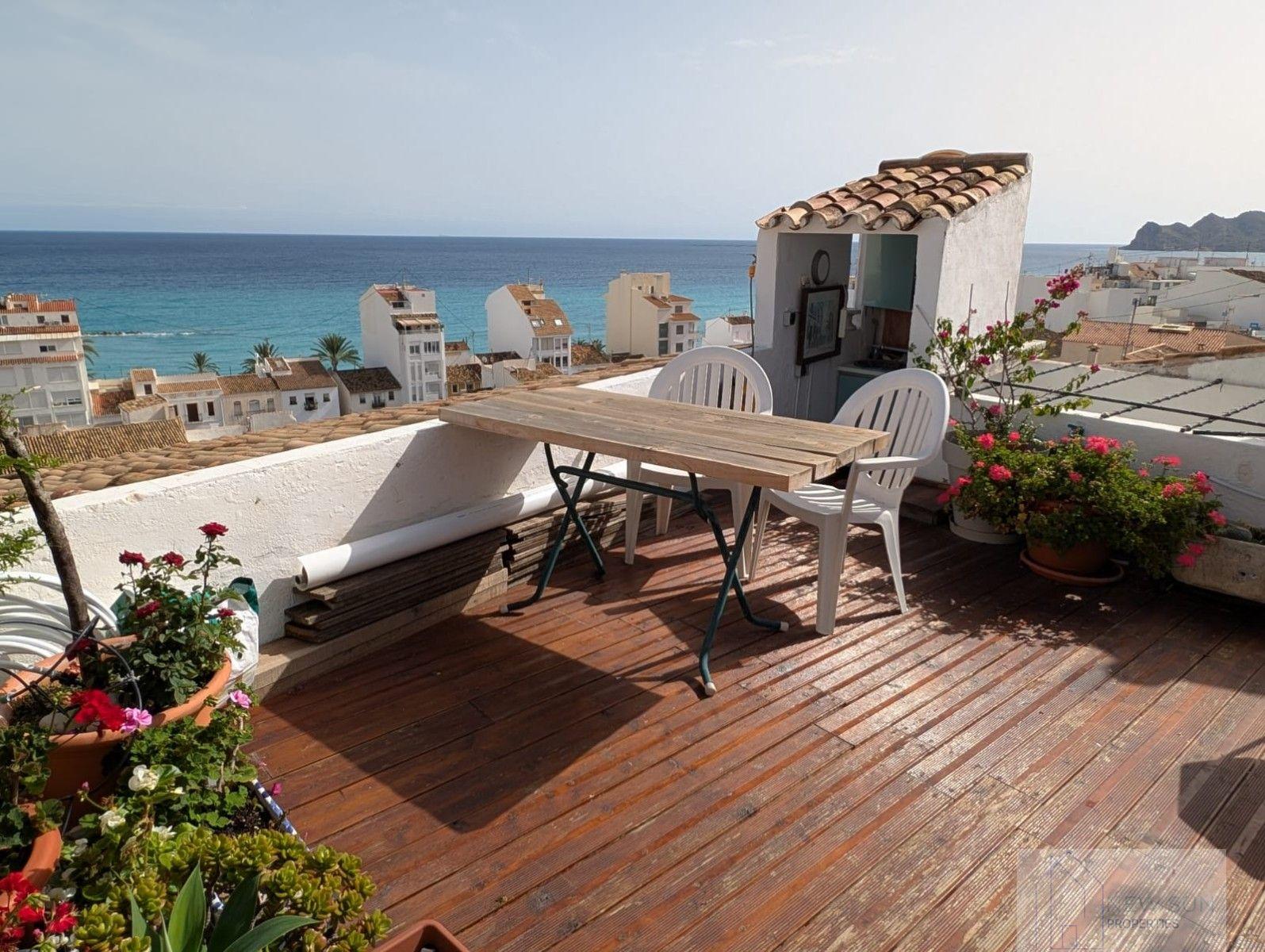 For sale of penthouse in Altea