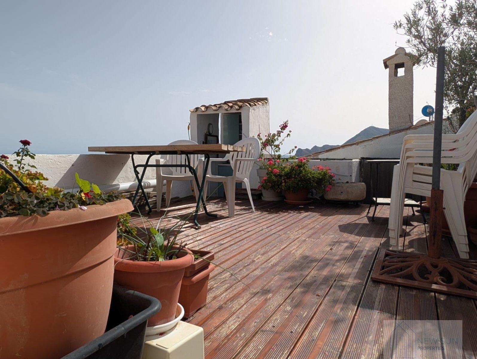 For sale of penthouse in Altea
