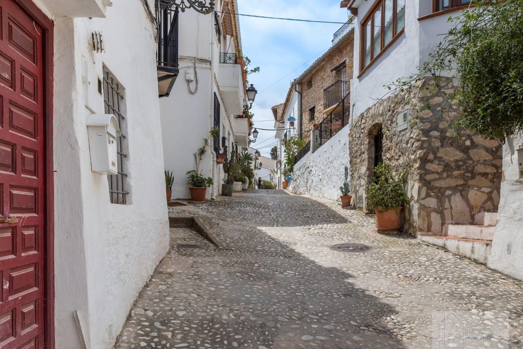 For sale of penthouse in Altea