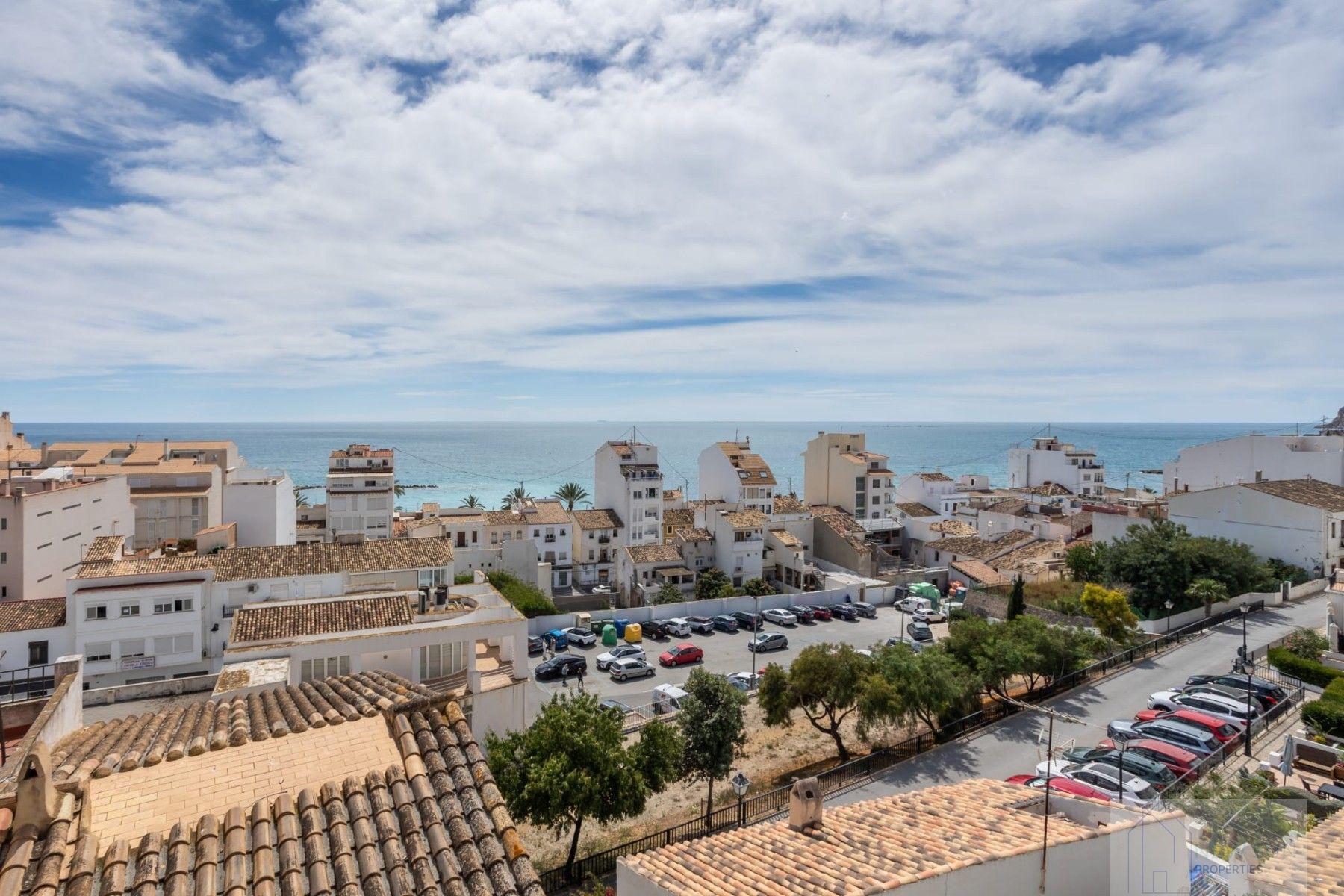 For sale of penthouse in Altea