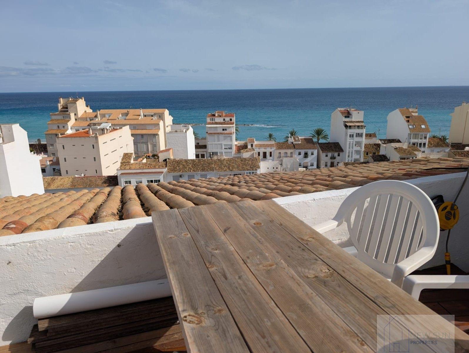 For sale of penthouse in Altea