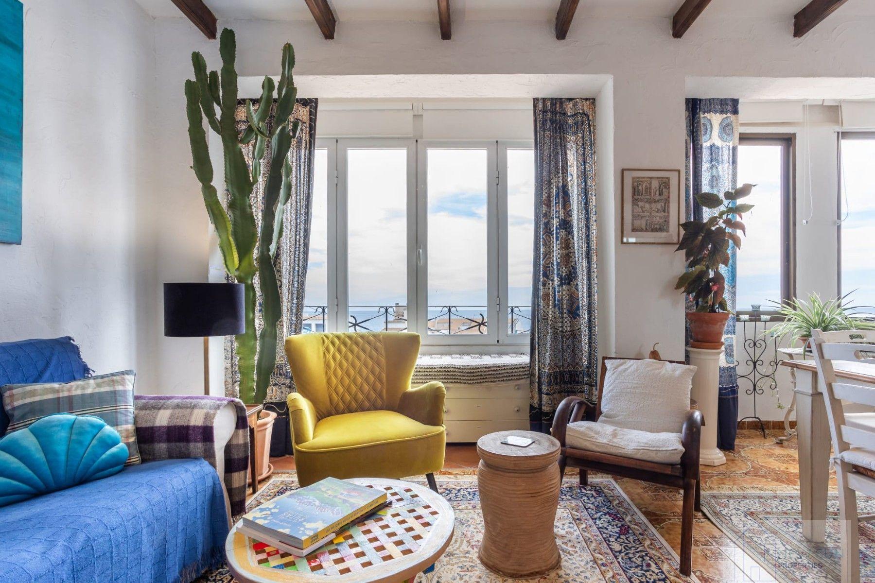 For sale of penthouse in Altea