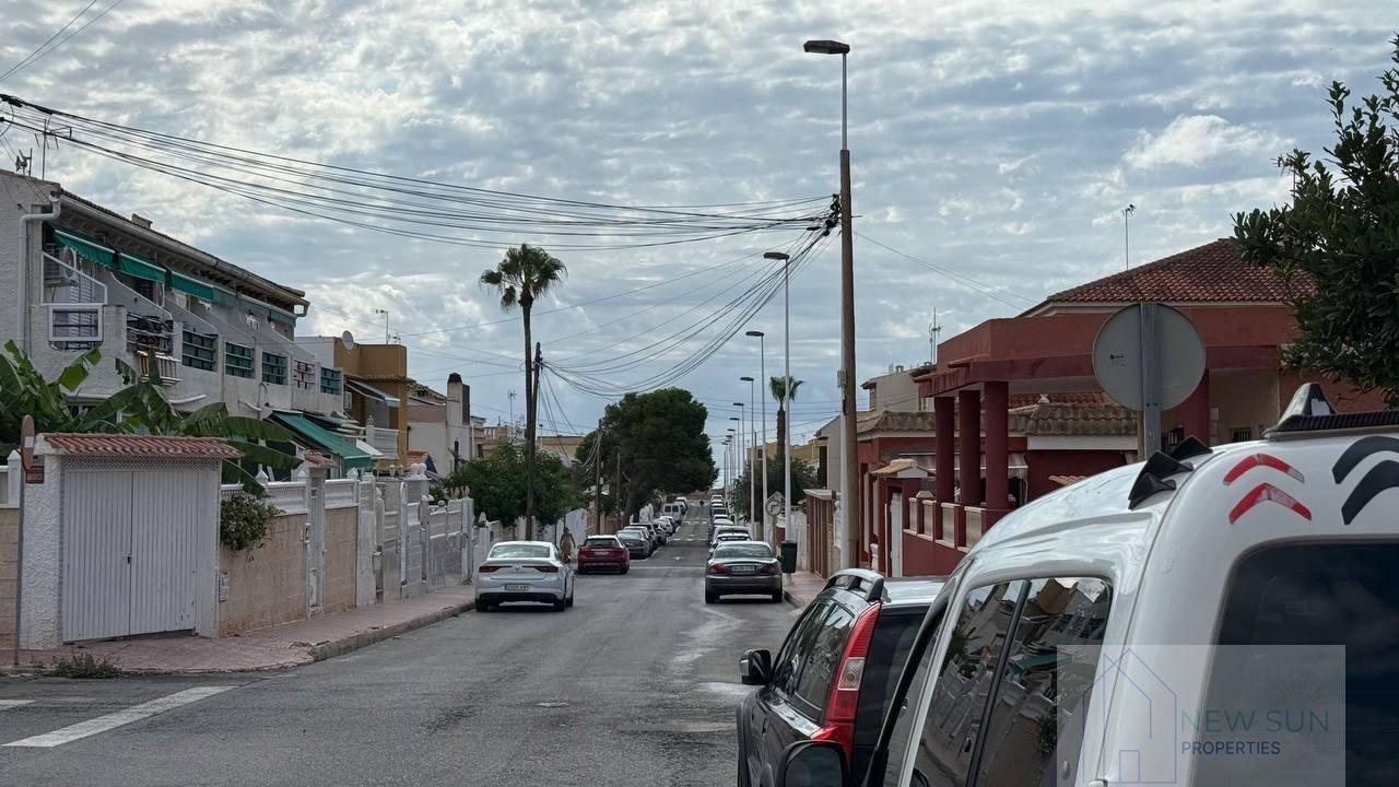 For sale of bungalow in Torrevieja