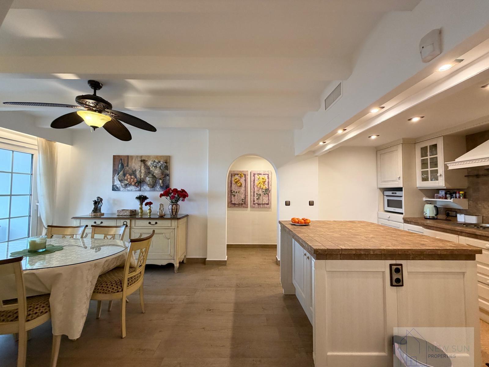 For sale of penthouse in Torrevieja