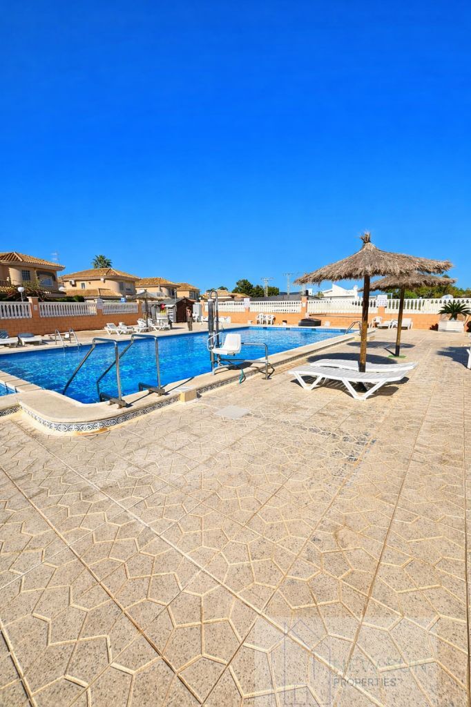 For sale of bungalow in Torrevieja