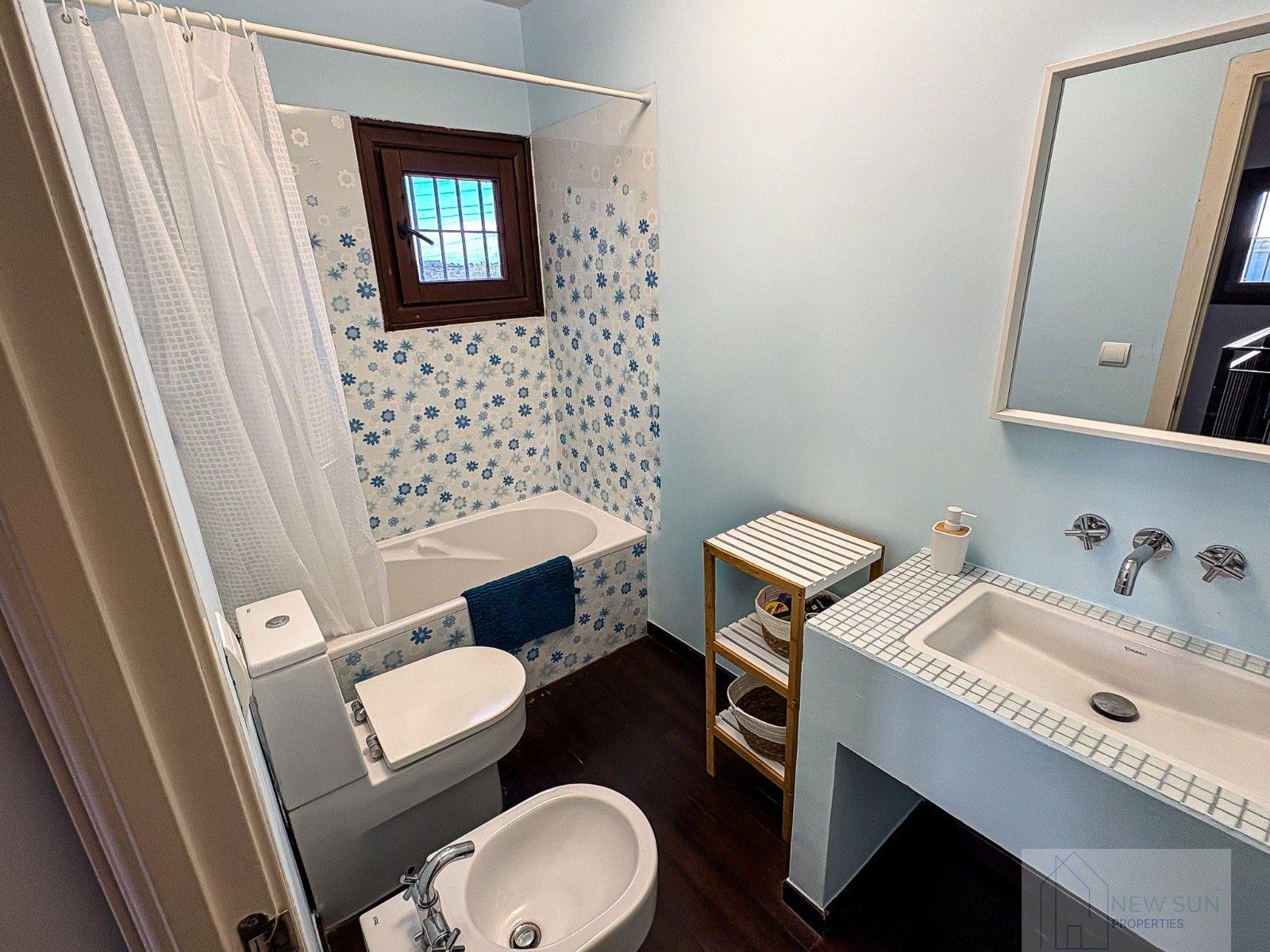 For sale of villa in Santa Pola